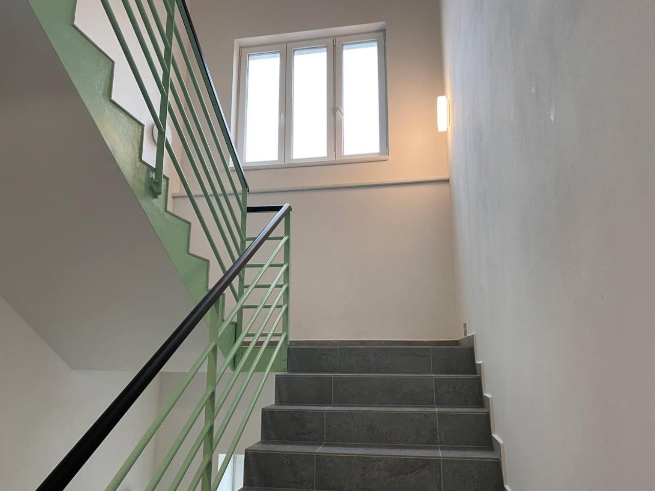 Perla Hradce Appartement Hradec Králové Buitenkant foto
