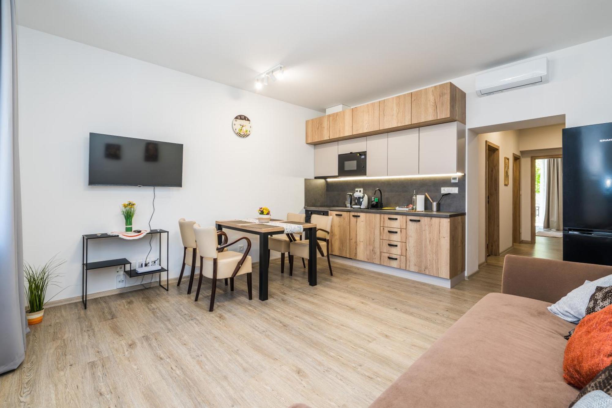 Perla Hradce Appartement Hradec Králové Buitenkant foto