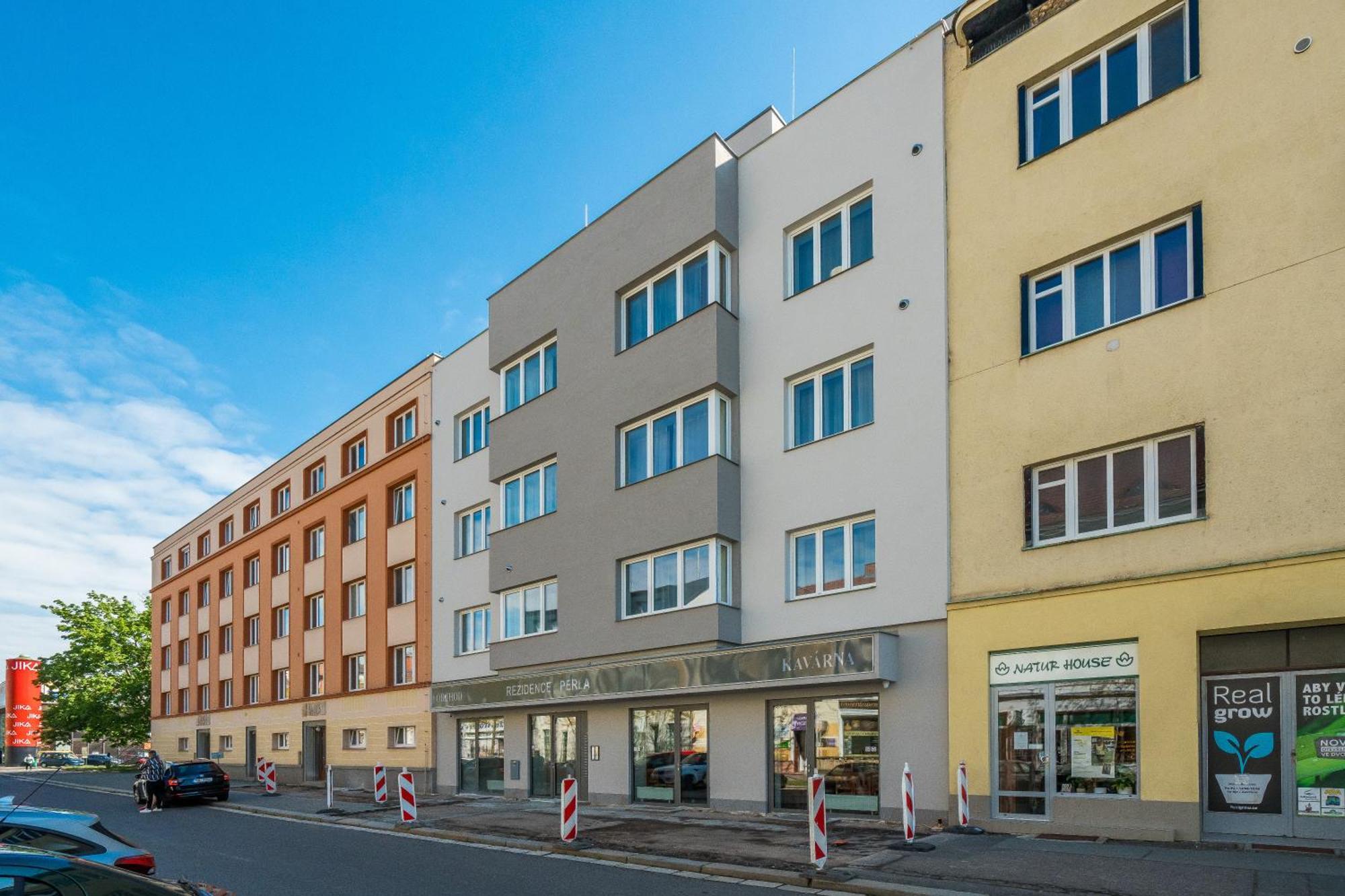 Perla Hradce Appartement Hradec Králové Buitenkant foto